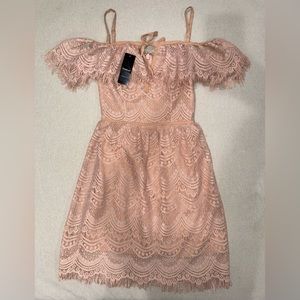 NWT BEBE off shoulder lace dress size 0